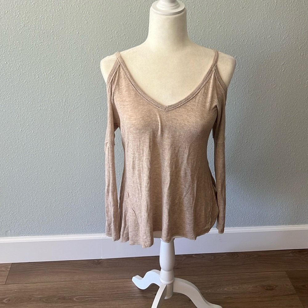 Abercrombie and Fitch brown tan shirt